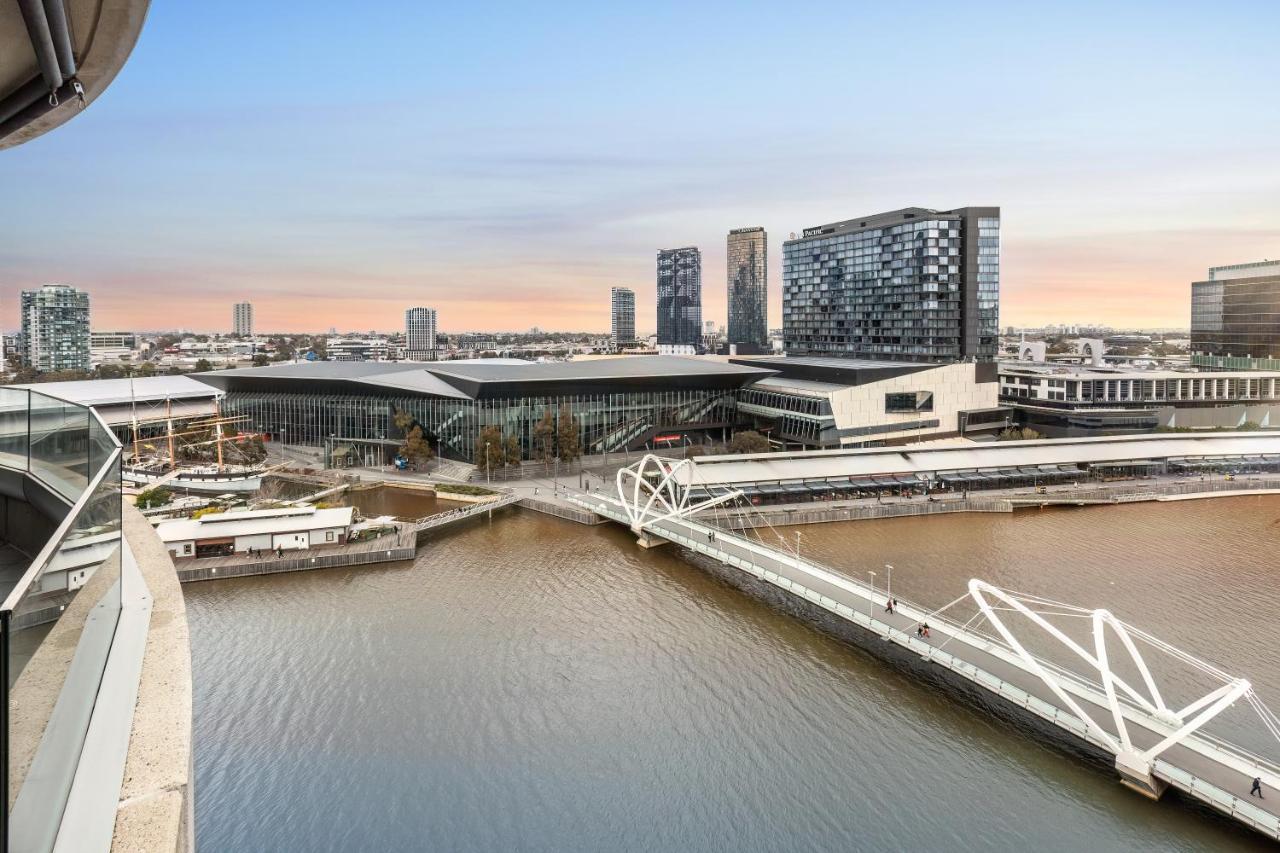 Waterfront Melbourne Apartments Bagian luar foto