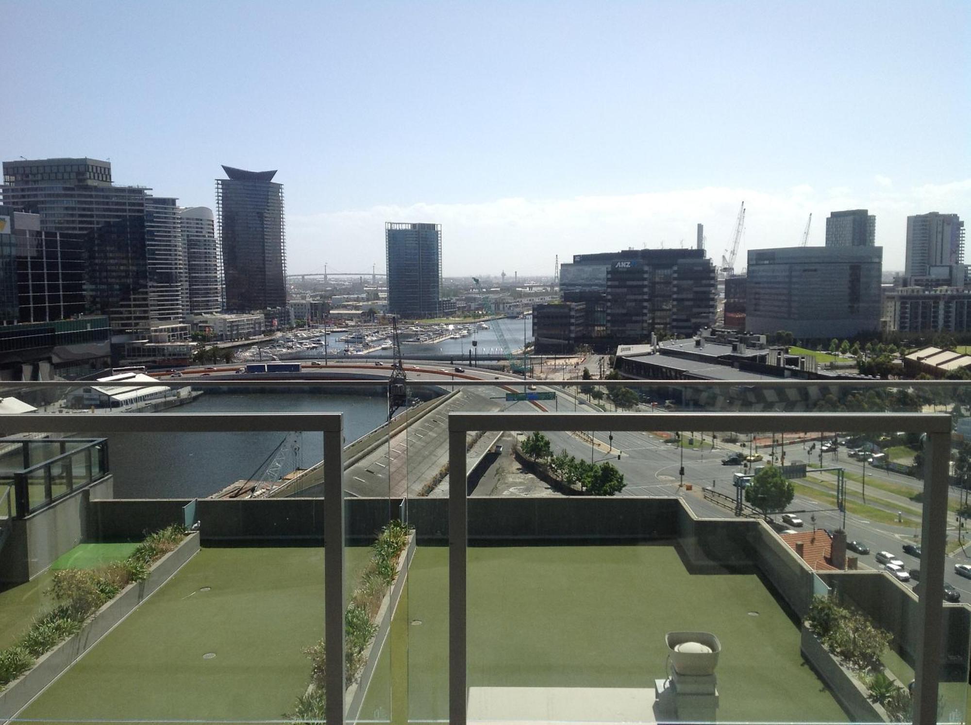 Waterfront Melbourne Apartments Bagian luar foto
